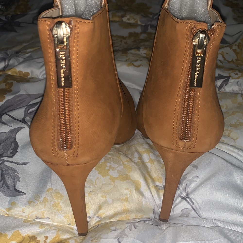 BCBG GENERATION COU BOTTIES - Picture 3 of 5